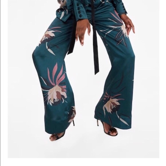 Zara Floral Satin Pants - Picture 1 of 3